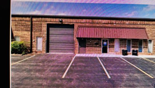 85 Eisenhower Ln S, Lombard, IL, 60148-5409 | Card Image