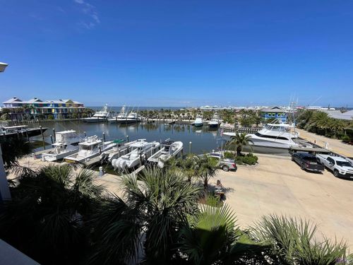 37-120 Carmen Ln, Grand Isle, LA, 70358-9641 | Card Image