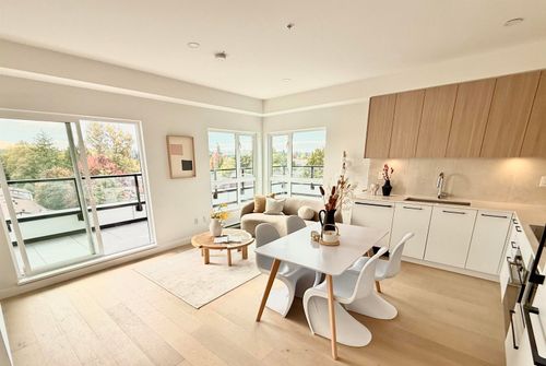 501-5398 207 St, Langley, BC, V3A2G1 | Card Image