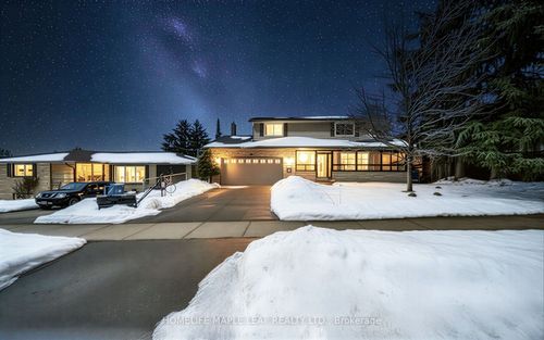 46 Chicopee Terr, Kitchener, ON, N2A1T4 | Card Image