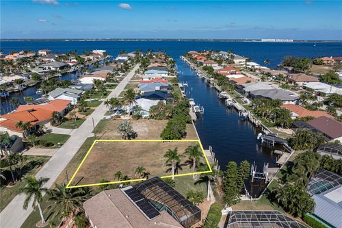 80 Ocean Dr, PUNTA GORDA, FL, 33950-5081 | Card Image