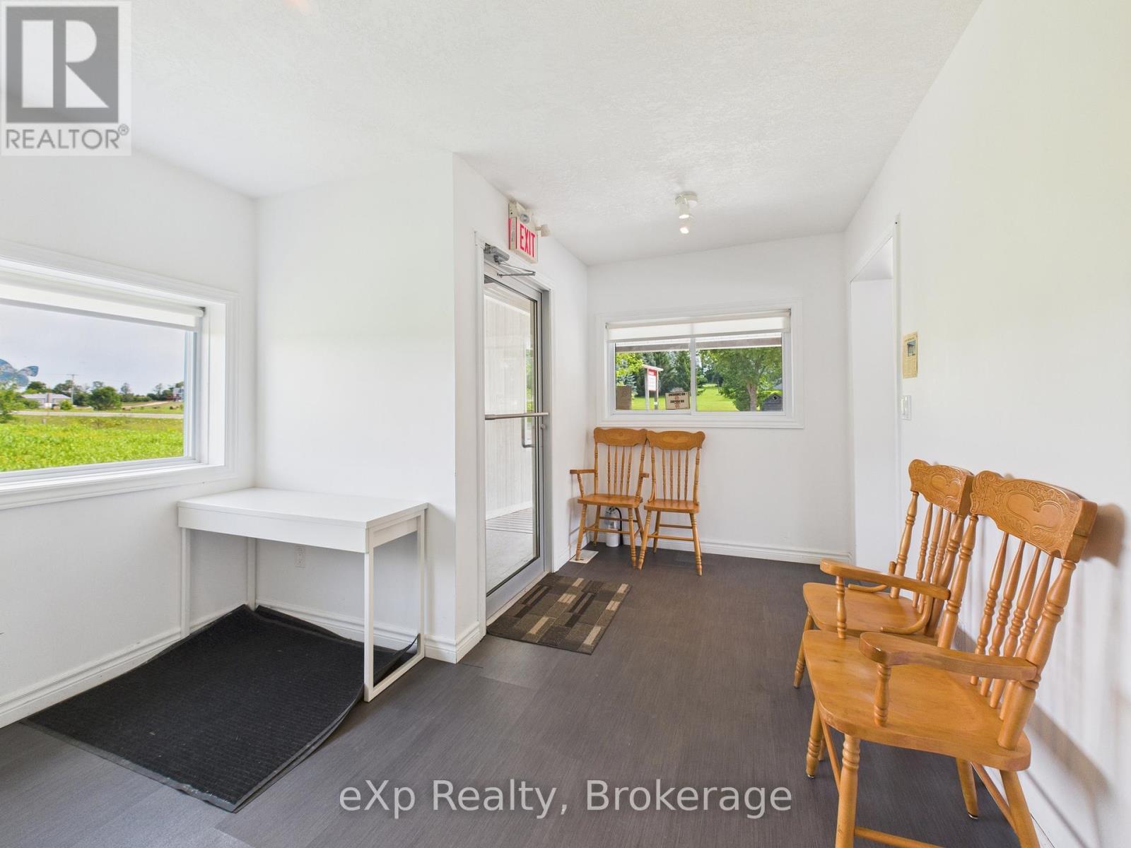 Residential in Chatsworth 4
