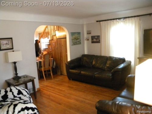 3141 Berkshire Ave, Warren, MI, 48091-2339 | Card Image