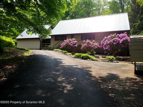 1445 Heart Lake Rd, Scott Twp, PA, 18433-7770 | Card Image