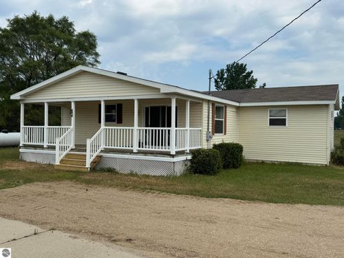 3069 N Johnson Rd, Weidman, MI, 48893-9777 | Card Image