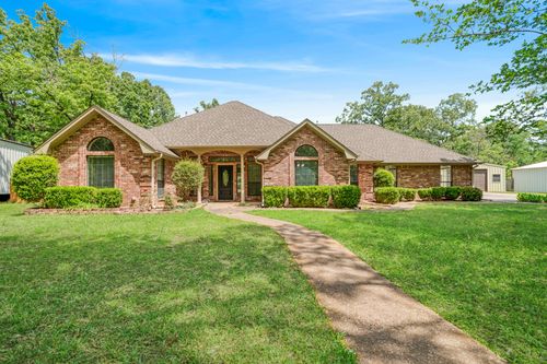 212 Wooded Hills Dr, Powderly, TX, 75473-5640 | Card Image