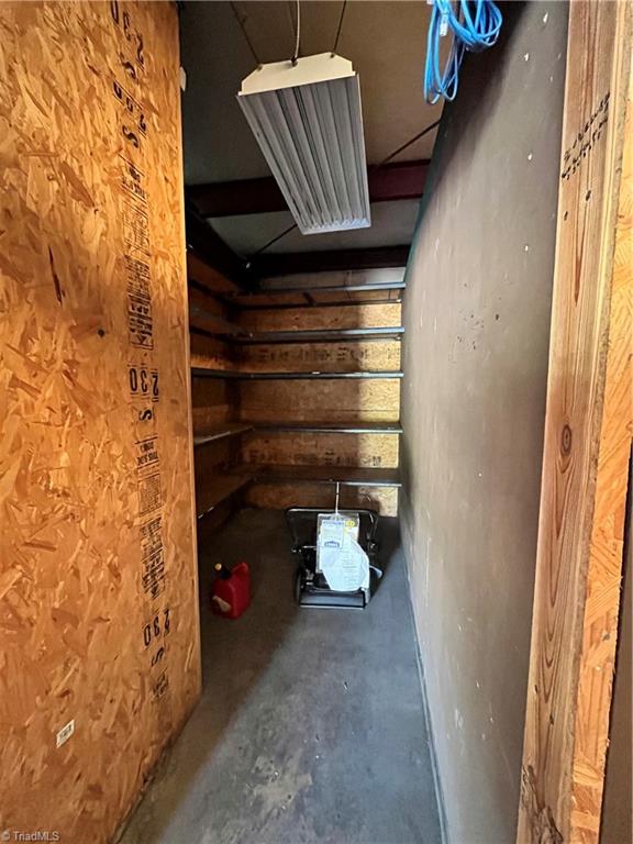 Commercial Sale in Lexington 4