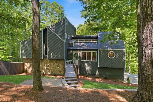 1075 Pine Grove Pointe Dr, Roswell, GA, 30075-2704 | Card Image