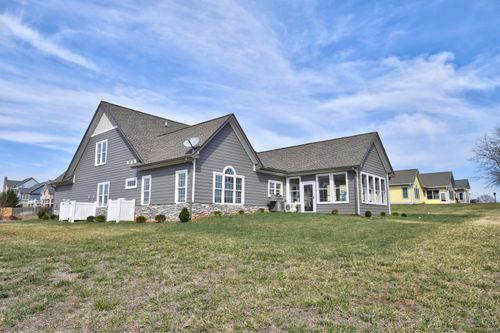 1058 Eagle Crest Ln, Moneta, VA, 24121-6462 | Card Image