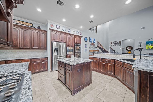 207 Fox Squirrel Ct, House other with 4 bedrooms, 4 bathrooms and 3 parking in Pinehurst TX | Image 14