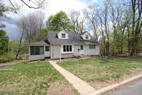 71 Dawn Ave, North Haledon, NJ, 07508-2553 | Card Image