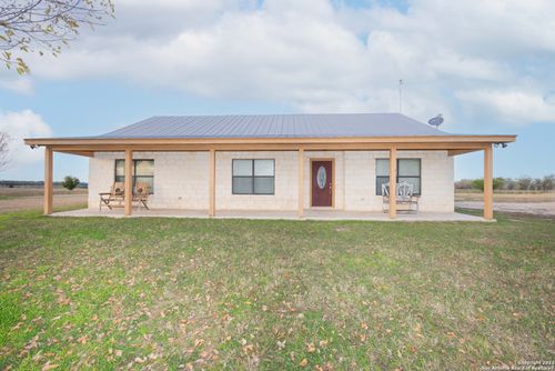 9587 Fm 2200 S, Yancey, TX, 78886-4048 | Card Image
