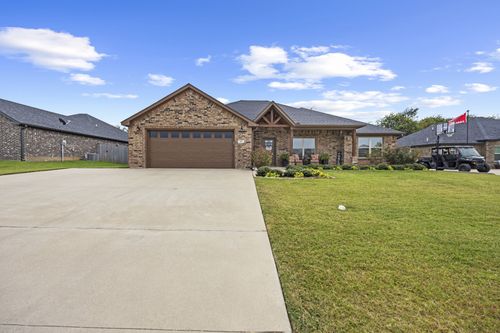 107 Fountain Mdws, Pottsboro, TX, 75076-7834 | Card Image