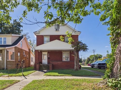 2605 1st Avenue, Huntington, WV, 25702 | Card Image
