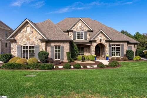 100 Chamblee Blvd, Greenville, SC, 29615-6731 | Card Image