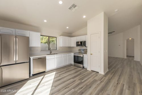 24208 N Oasis Blvd, Florence, AZ, 85132-8071 | Card Image