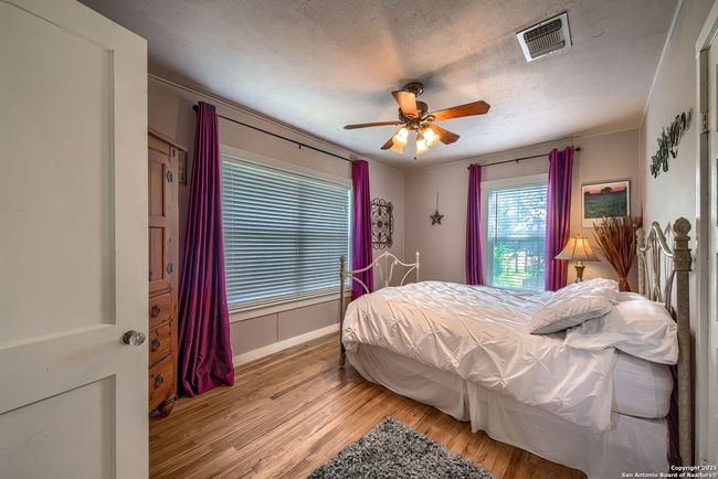 660 Ranch Road 1, House other with 3 bedrooms, 1 bathrooms and null parking in Stonewall TX | Image 18