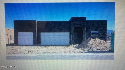 6564 Blackbird Rd, Las Cruces, NM, 88012-0879 | Card Image