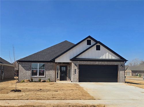 2308 N Zane St, Siloam Springs, AR, 72761 | Card Image