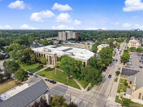 c200-835 Mason St, Dearborn, MI, 48124-2244 | Card Image