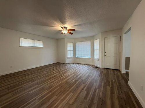 6505 N Cherokee Dr. Drive, Warr Acres, OK, 73132 | Card Image