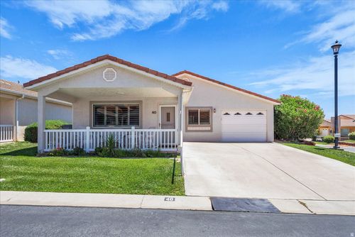 40-1050 W Red Hills Pkwy, Washington, UT, 84780-1331 | Card Image