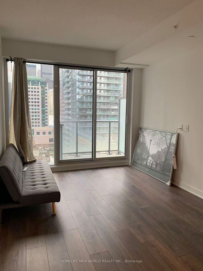 1009 - 125 Blue Jays Way, Condo with 2 bedrooms, 1 bathrooms and null parking in Toronto ON | Image 5