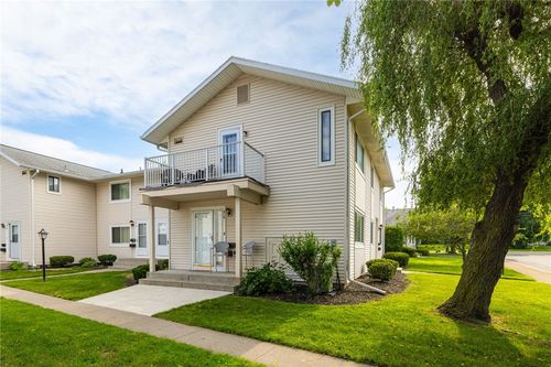 419 Eastbrooke Ln, Rochester, NY, 14618-5201 | Card Image