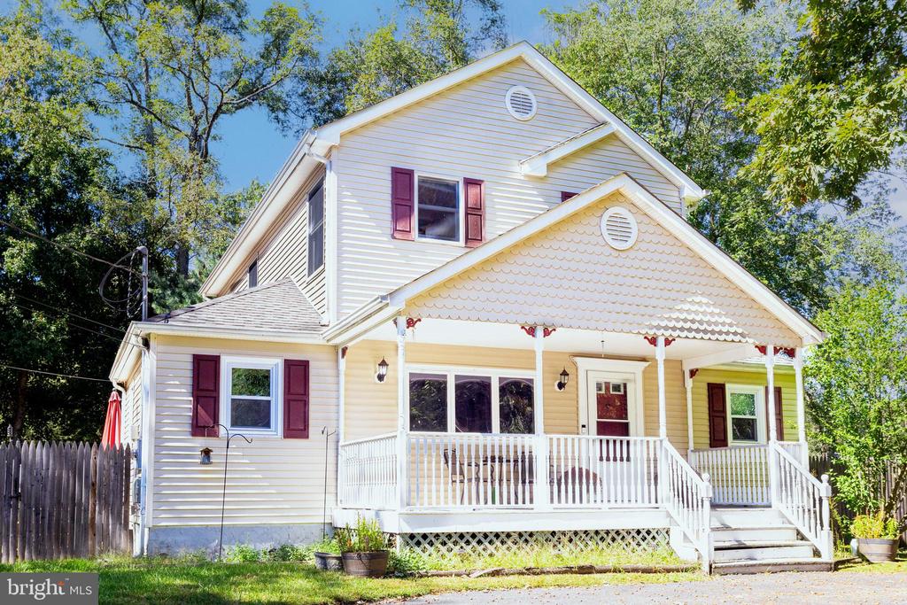 Lanes Pond Rd, Howell, NJ 07731