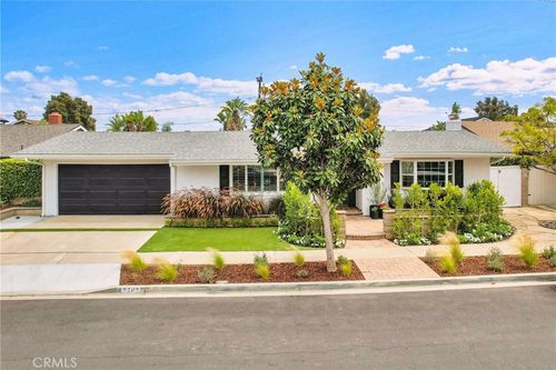 2782 Mendoza Dr, Costa Mesa, CA, 92626-5622 | Card Image