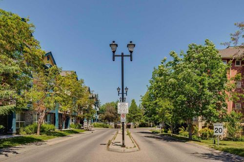 340-22 Richard Pl Sw, Calgary, AB, T3E7N6 | Card Image