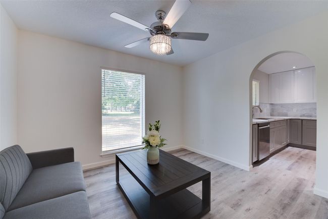 formal dining | Image 13