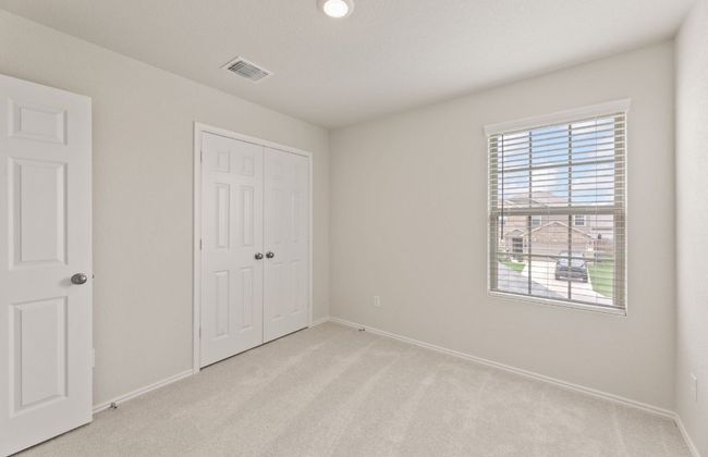 425 Ibis Falls Loop, House other with 3 bedrooms, 3 bathrooms and null parking in Jarrell TX | Image 15