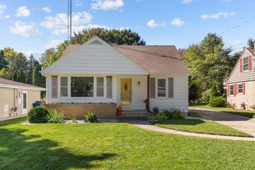 369 Lopas Street, MENASHA, WI, 54952 | Card Image