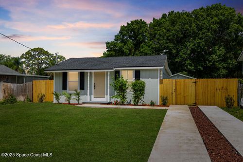 2295 Wood St, Melbourne, FL, 32904-4872 | Card Image