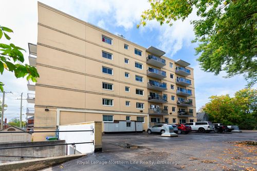 204-810 Main St W, North Bay, ON, P1B2V9 | Card Image