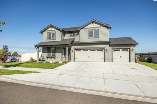 2903 S Jefferson St, Kennewick, WA, 99338-5538 | Card Image