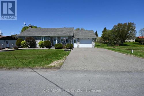 2010 Du Parc St, Lefaivre, ON, K0B1J0 | Card Image