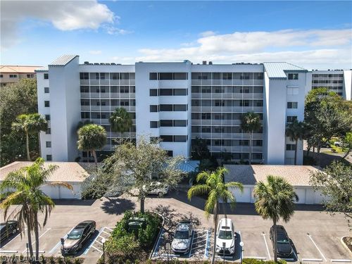 2402-290 Naples Cove Dr, NAPLES, FL, 34110-7665 | Card Image