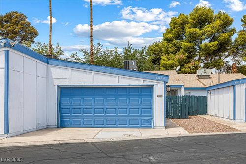 4029 Gold Coast Dr, Las Vegas, NV, 89121-4814 | Card Image