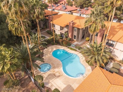 40d-5576 W Rochelle Ave, Las Vegas, NV, 89103-3410 | Card Image