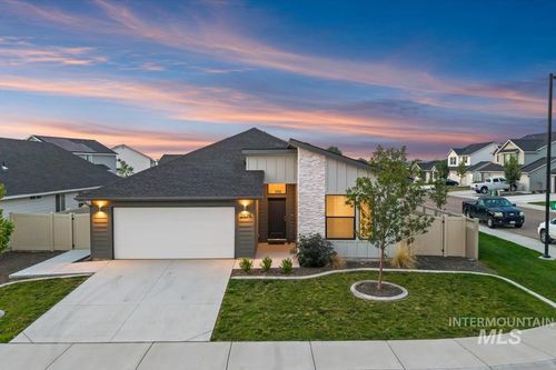 2574 E Whisper Wind Dr, Kuna, ID, 83634-2758 | Card Image