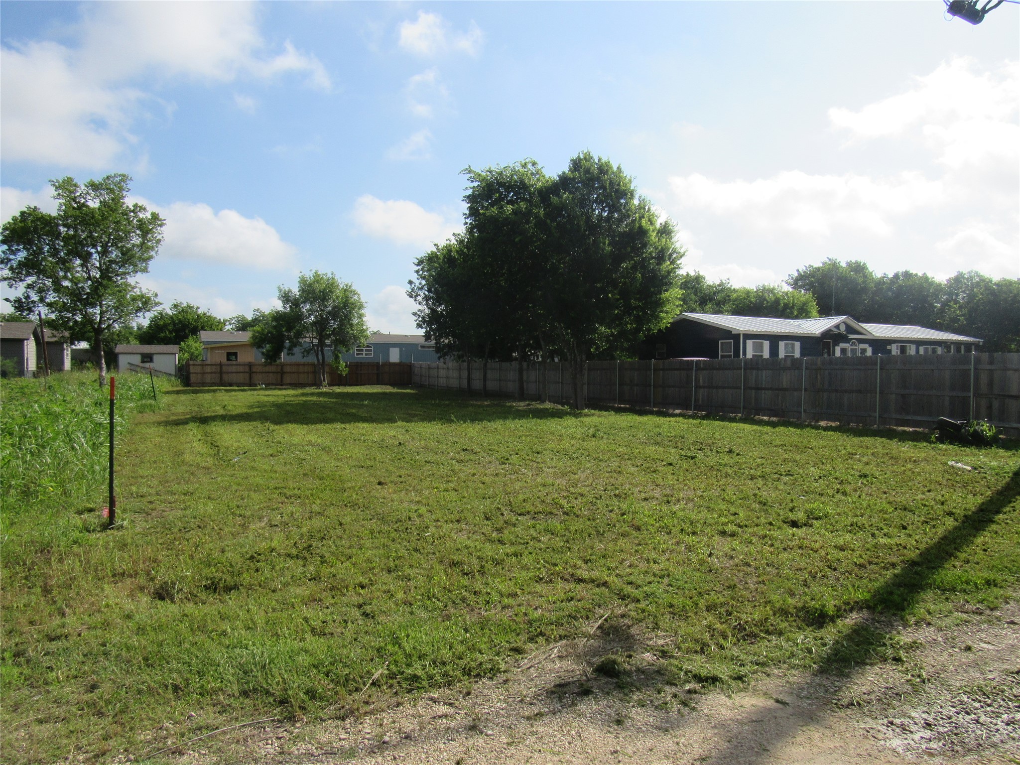 500 Arnold Dr, Bartlett, TX 76511