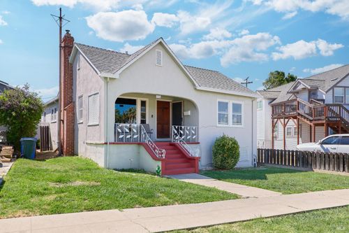 238 S 4th St, Rio Vista, CA, 94571-1750 | Card Image
