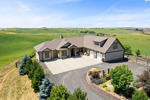 805 W Summit Rd, Colfax, WA, 99111 | Card Image