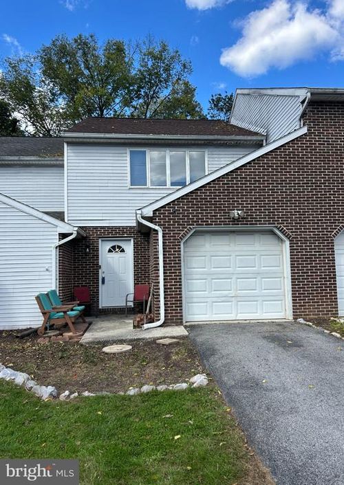 515 Lexington Ave, MECHANICSBURG, PA, 17055-4482 | Card Image