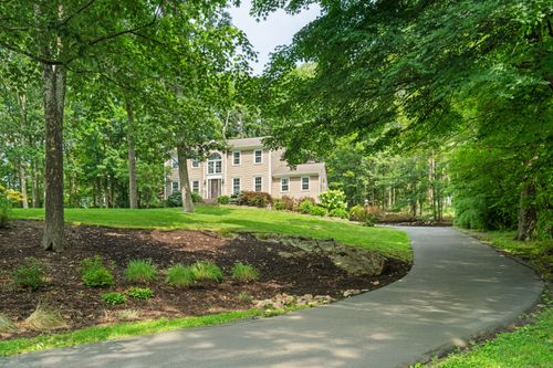 39 Judith Dr, Danbury, CT, 06811-3443 | Card Image