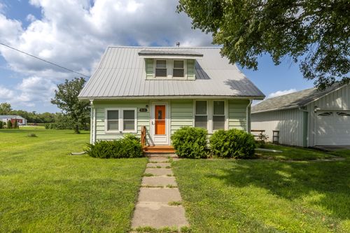 608 E Adams St, Jefferson, IA, 50129-2052 | Card Image