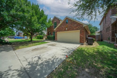 5217 Sorghum Dr, Fort Worth, TX, 76179-8139 | Card Image