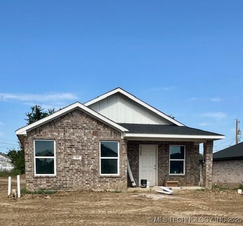 829 Elm St, Seminole, OK, 74868 | Card Image